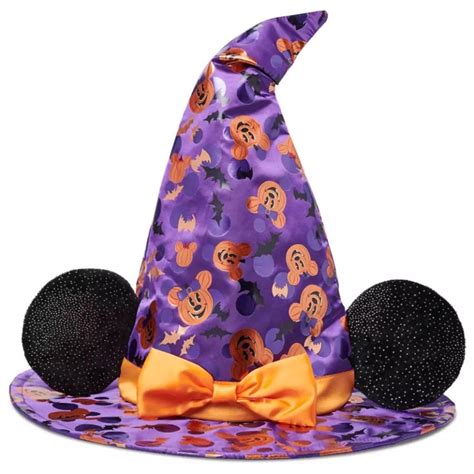 Witch hat inspired by minnie mouse